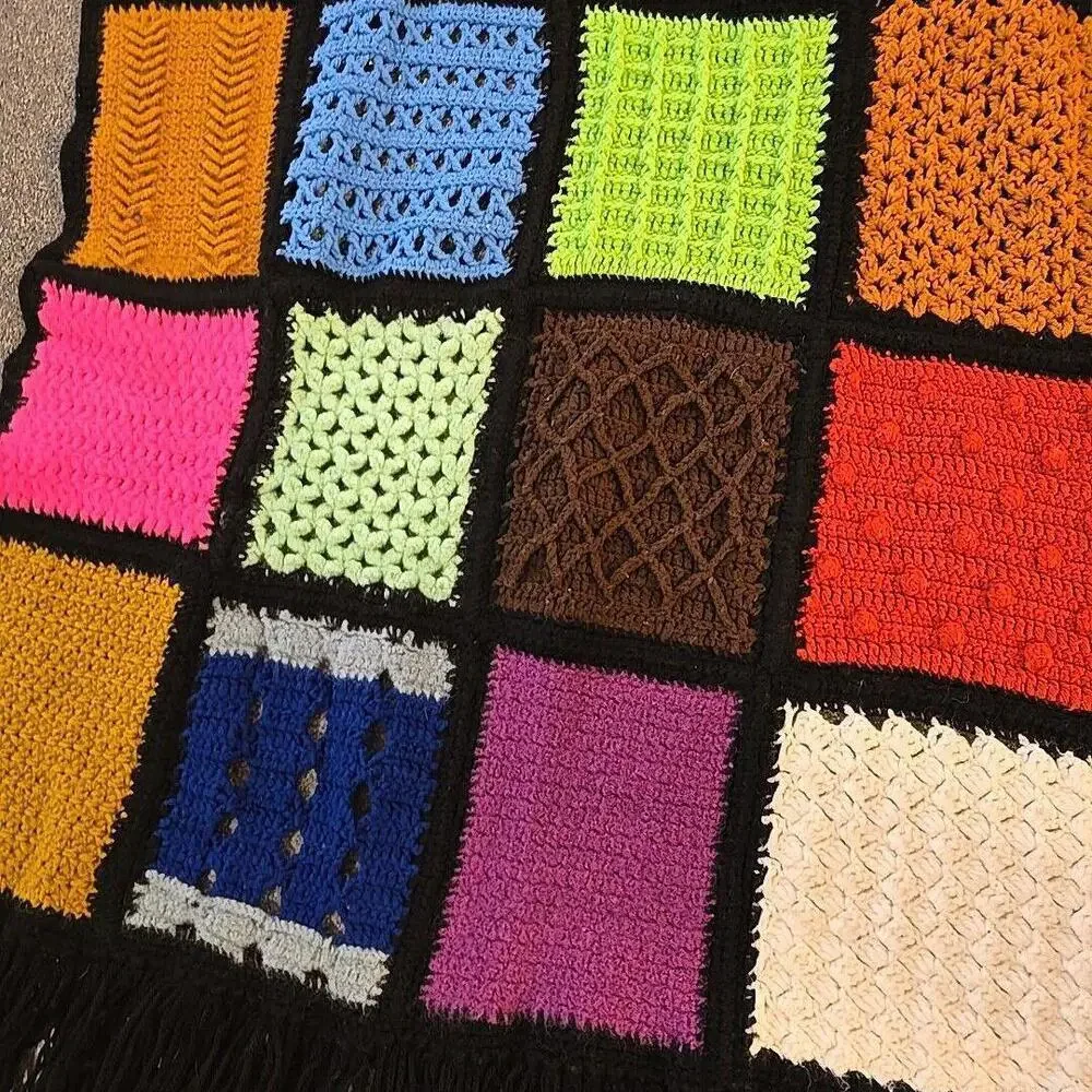 Vtg 1970's Crochet Granny‎ square Roseanne Boho 73